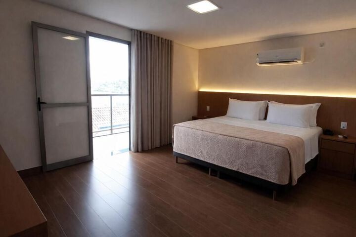 Room 8 of 31
