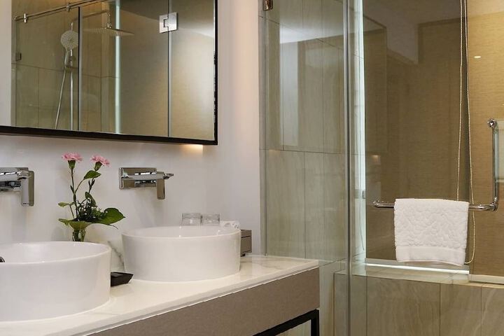 Clean Restrooms