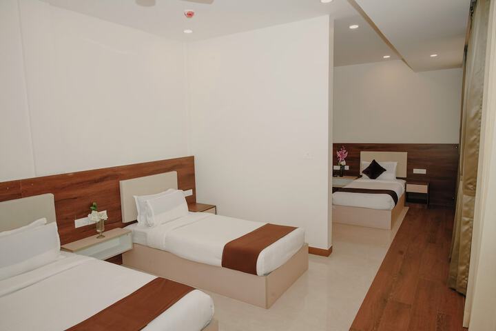 Room 14 of 22