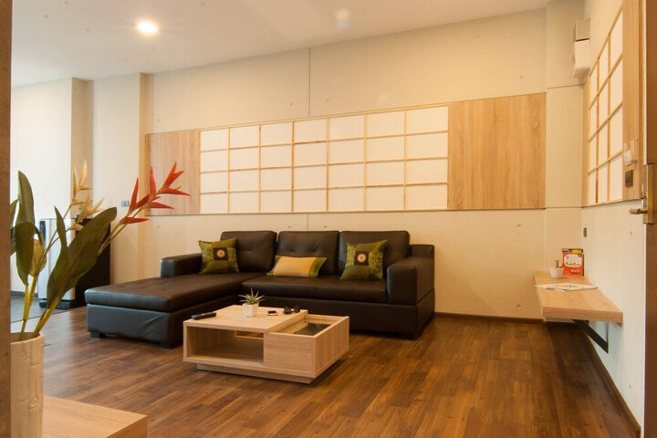 Room 15 of 33