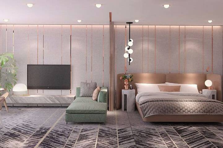 Room 8 of 9