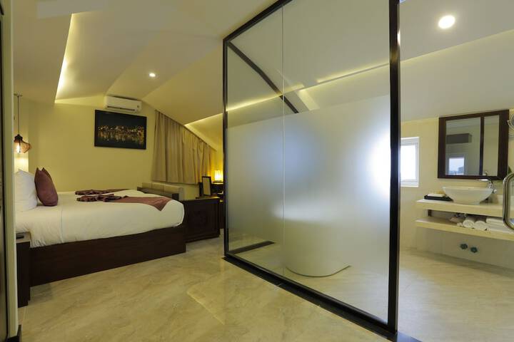 Room 10 of 69