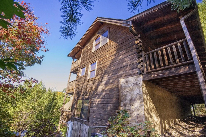 Exterior of Black Hawk Hideaway by Eagles Ridge Resort