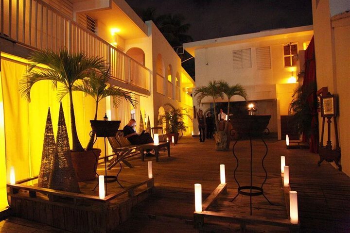 THE BEACH HOUSE