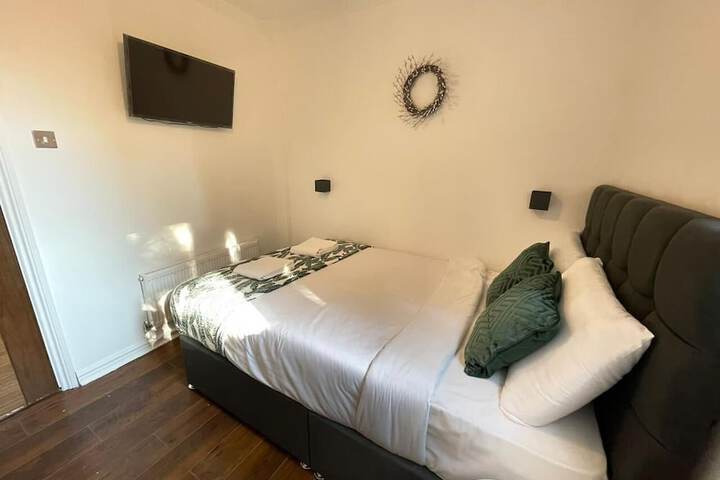 Room 15 of 234