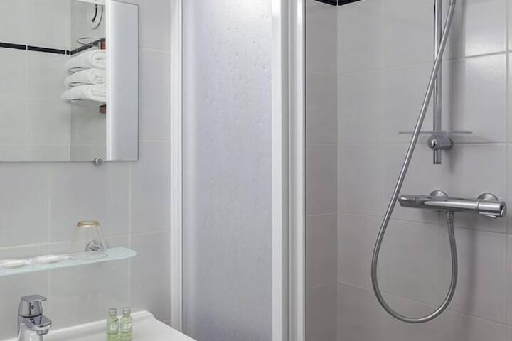 Bath Interior