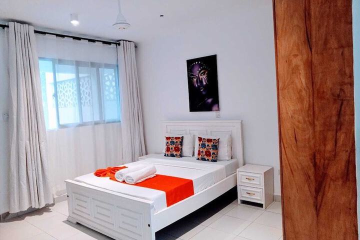 Room 20 of 48