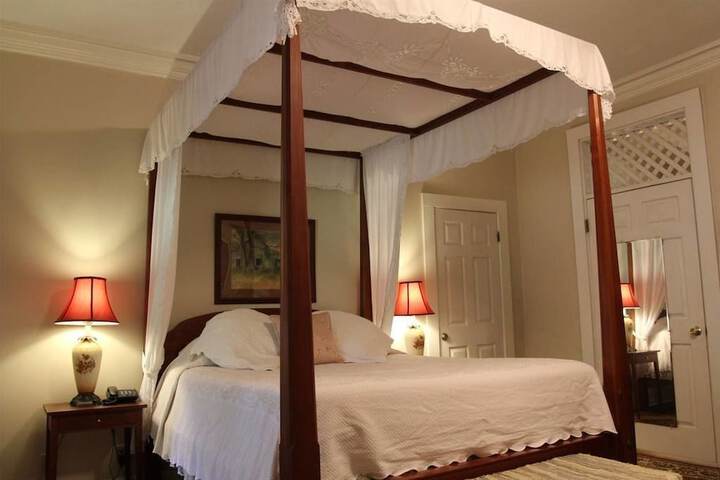 Room 14 of 109