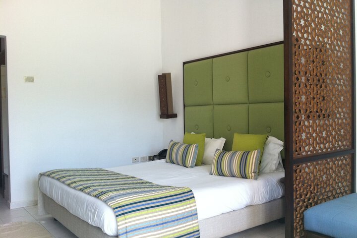 Room 3 of 22