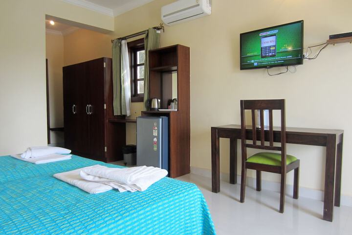 Room 10 of 35