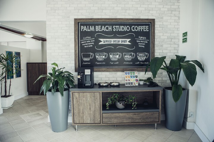 Guest Lobby