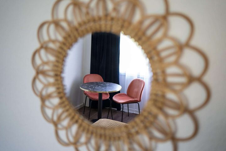 Room 37 of 79