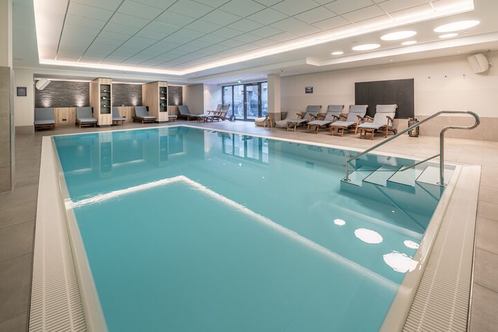 Pool 21 of 59