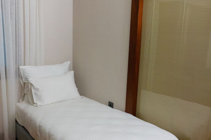 Room 12 of 31