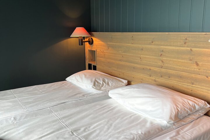 Room 17 of 64