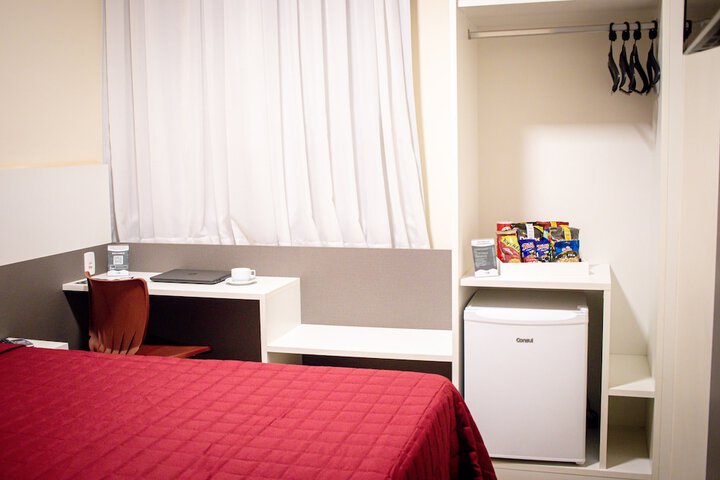 Room 26 of 70