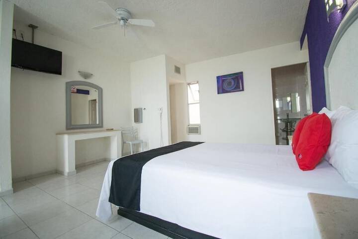 Room 14 of 28