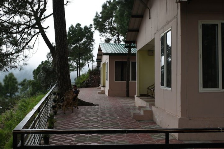 Hotel 11 of 13