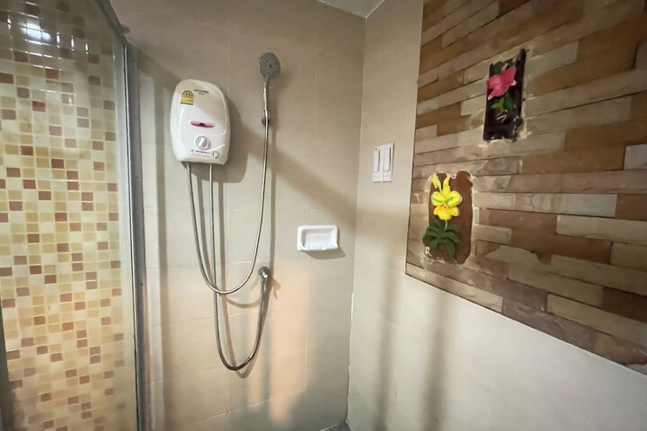 Room 43 of 50