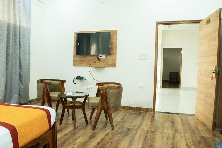 Room 19 of 36