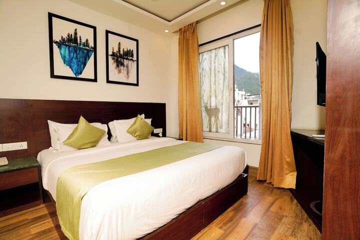 Room 34 of 109