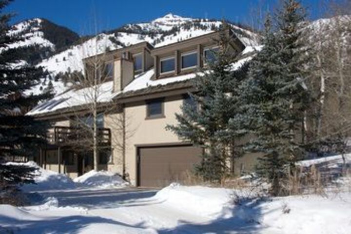 Photo of Five Bedroom Teton Village Homes by JHRL