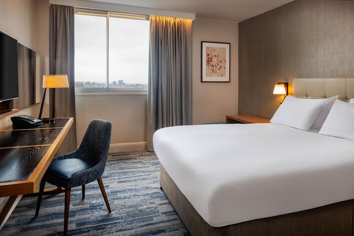 Room 21 of 105