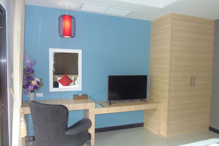 Room 18 of 55