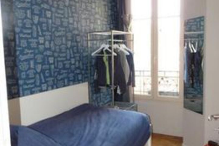 Room 8 of 13