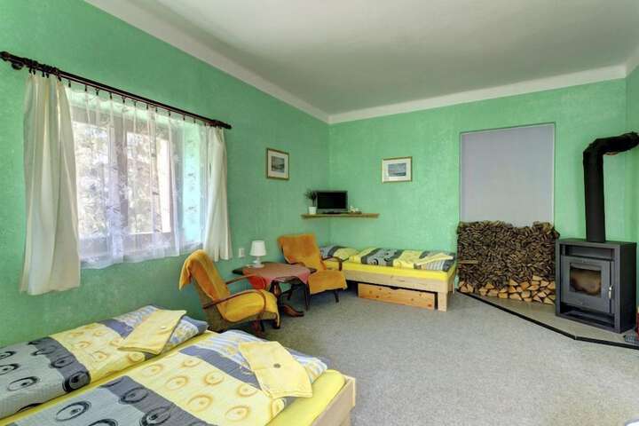Room 13 of 41