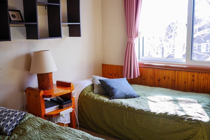 Room 22 of 258