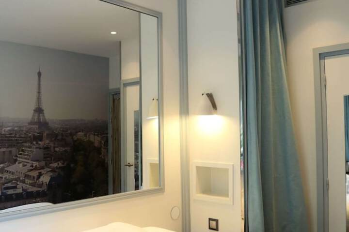 Room 47 of 105