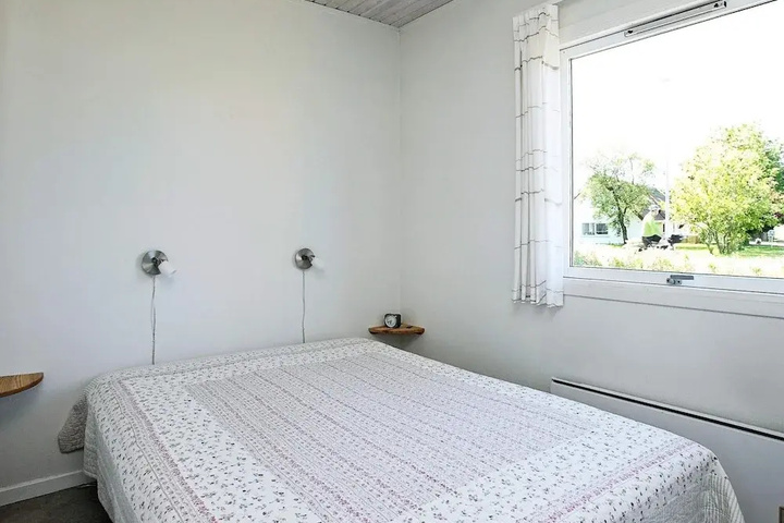 Room 3 of 12