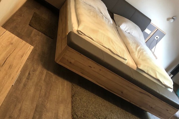 Room 3 of 13
