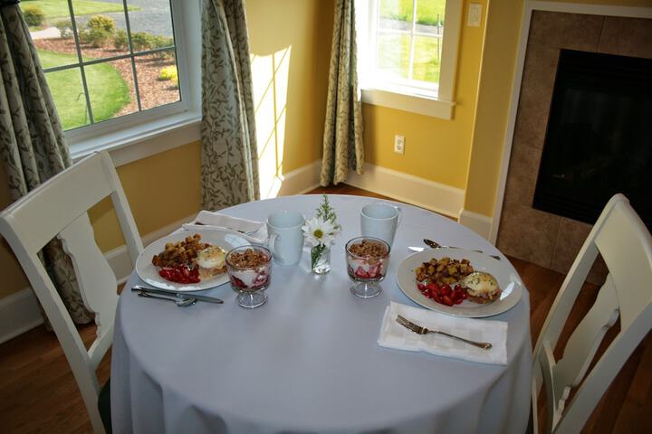 Breakfast/Coffee Service 41 of 57