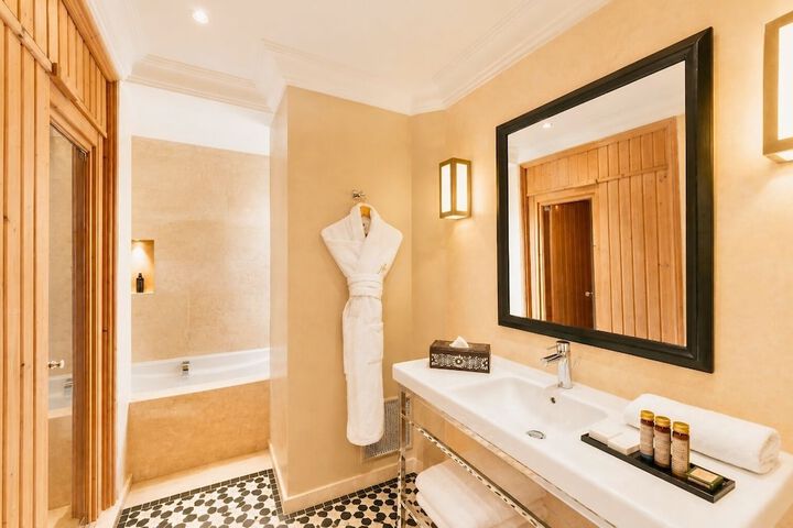 Bath Interior