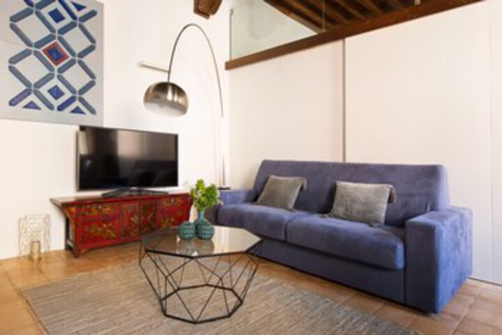 Room 9 of 21