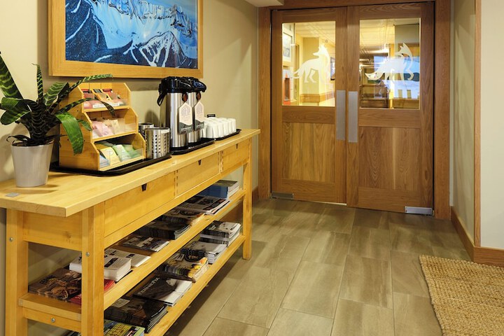 Guest Lobby