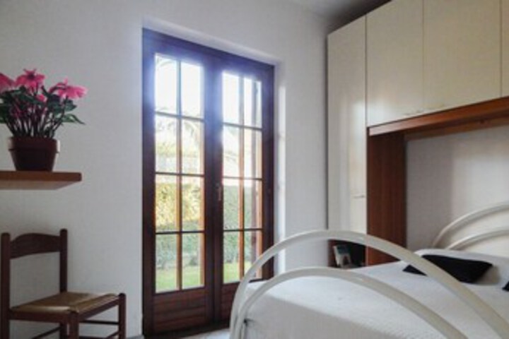 Room 44 of 60