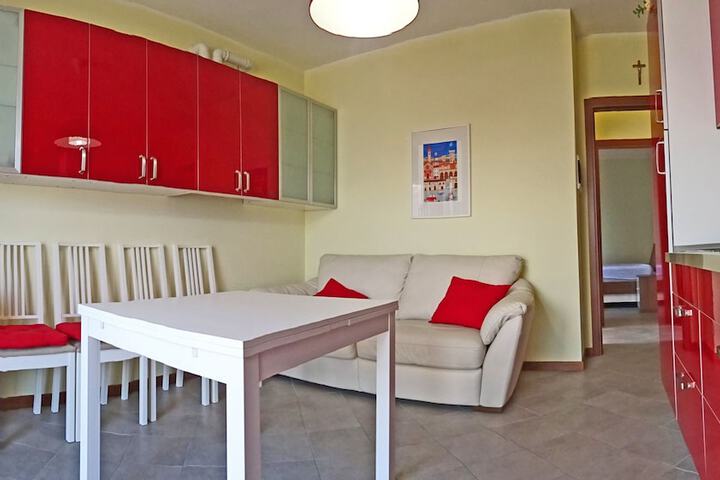 Room 3 of 17