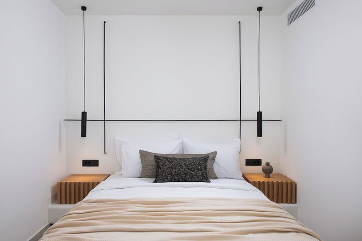 Room 13 of 95