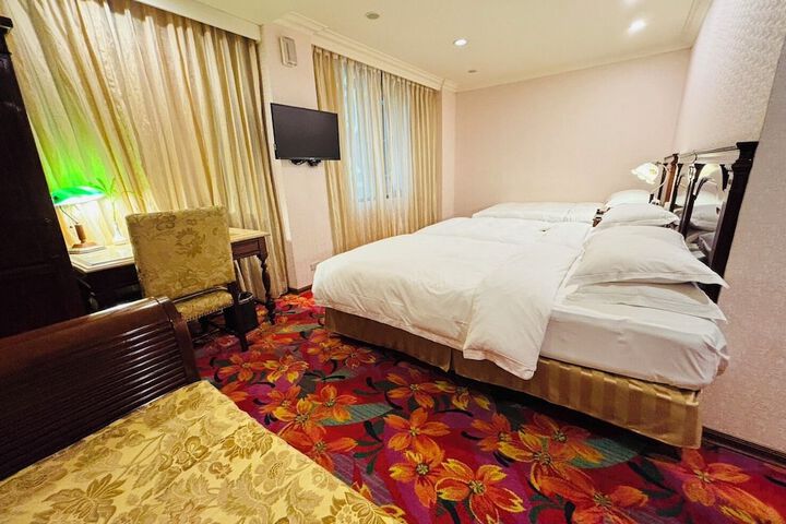 Room 78 of 216