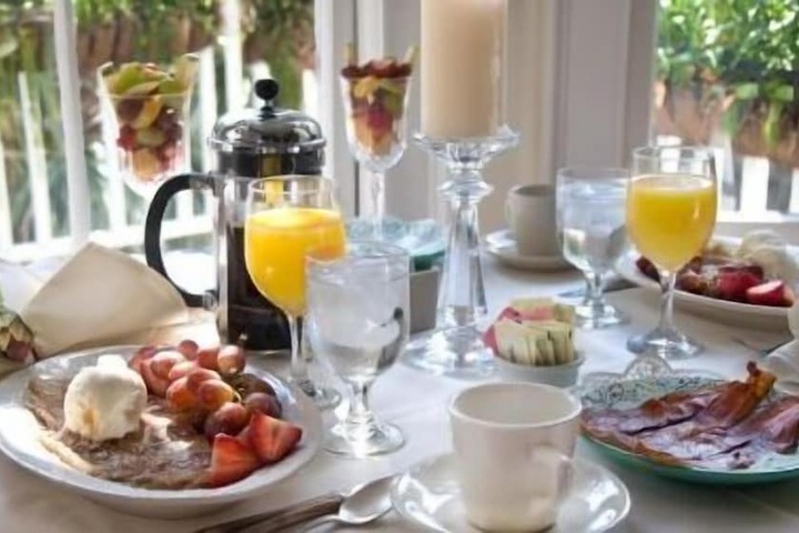 Breakfast/Coffee Service 13 of 28