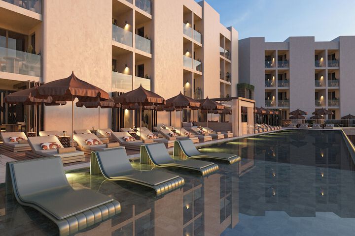 Pools & Facilities