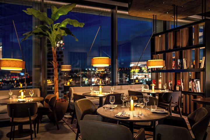 Dining 58 of 128