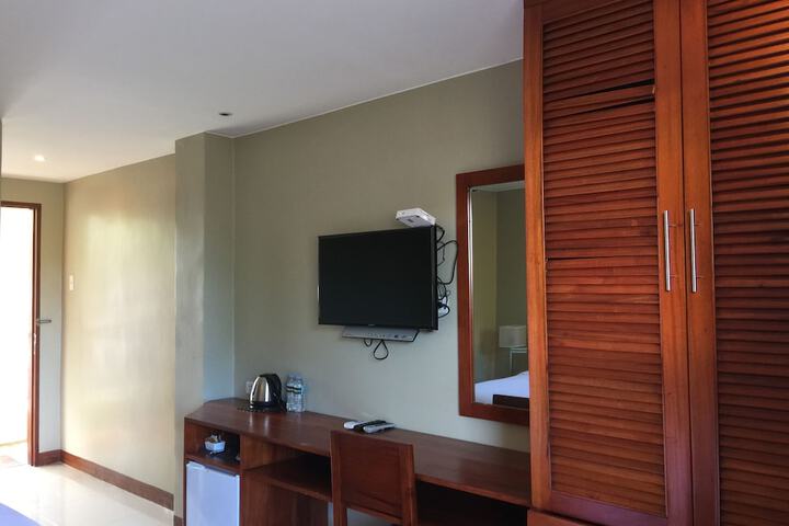 Room 19 of 58