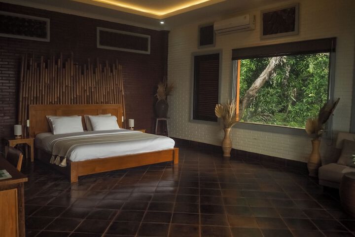 Room 14 of 35