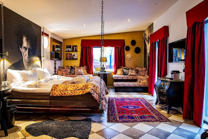 Room 40 of 81