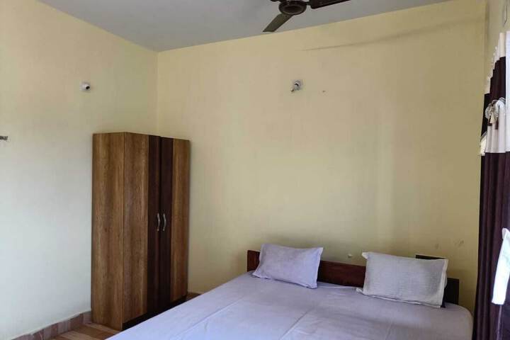 Room 17 of 125