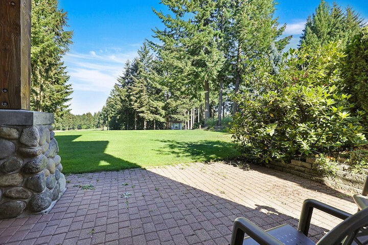 Terrace/Patio 27 of 64